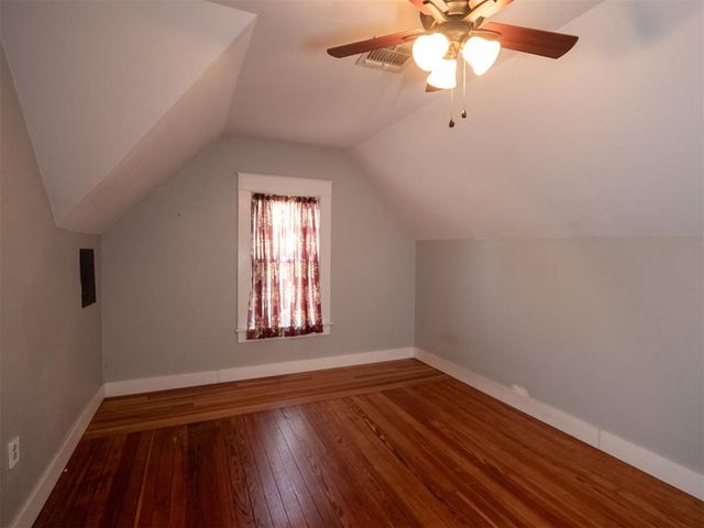 307 E Main Street, Tecumseh, OK 74873