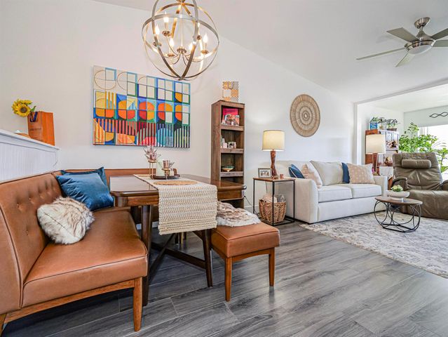 675 W Lake Jasmine Circle 206, Vero Beach, FL 32962