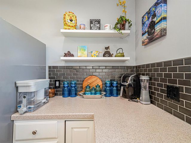 675 W Lake Jasmine Circle 206, Vero Beach, FL 32962