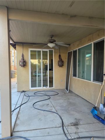 537 Peregrine Lane, San Jacinto, CA 92582