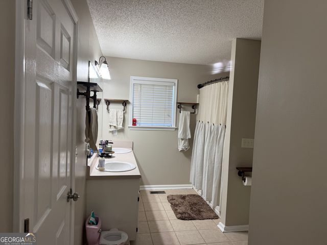 71 Williamson Trace, Williamson, GA 30292