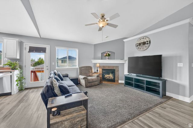 182 W CASI WAY, Saratoga Springs, UT 84045
