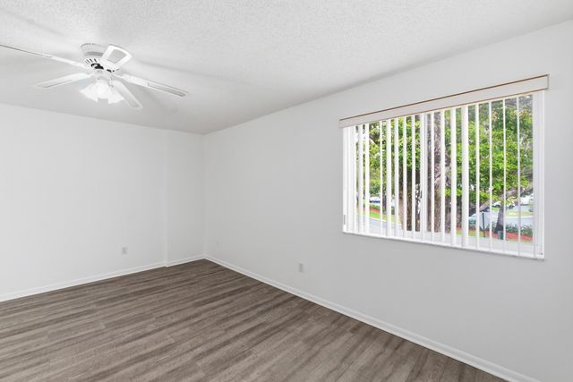 9511 Weldon Circle G207, Tamarac, FL 33321