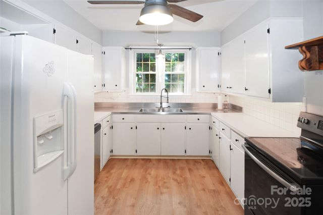 1101 Pee Dee Avenue, Albemarle, NC 28001