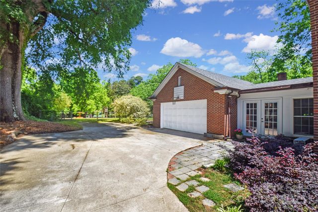 1101 Pee Dee Avenue, Albemarle, NC 28001