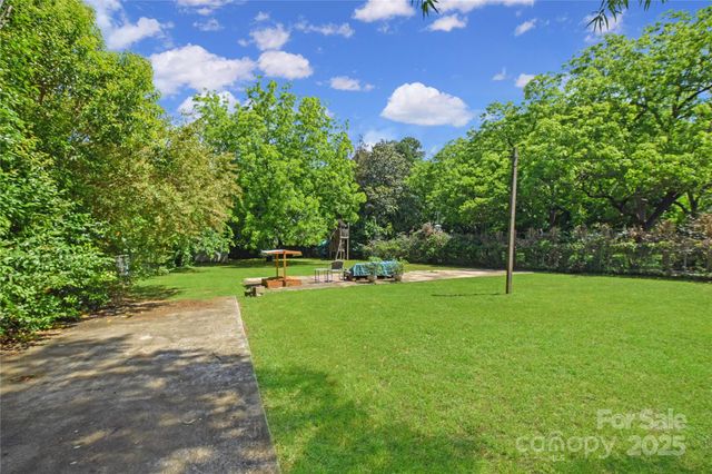 1101 Pee Dee Avenue, Albemarle, NC 28001