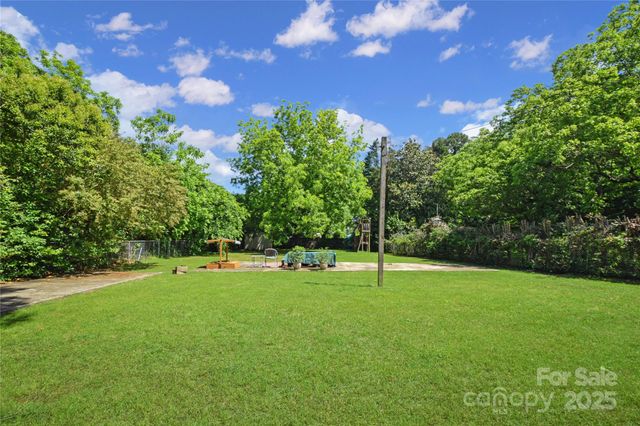 1101 Pee Dee Avenue, Albemarle, NC 28001
