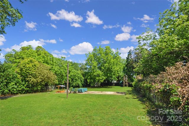 1101 Pee Dee Avenue, Albemarle, NC 28001