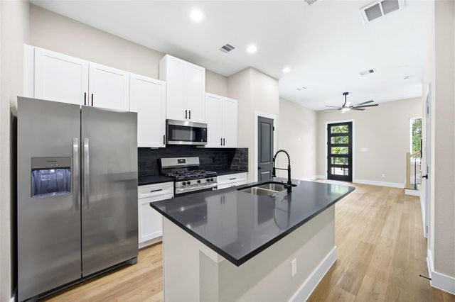 6101 Shotwell Street, Houston, TX 77028