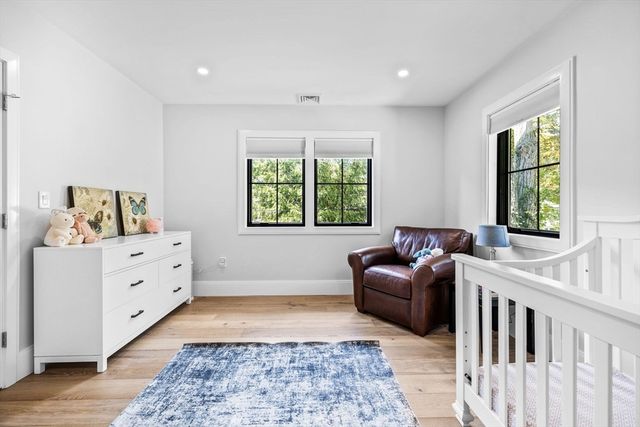 83 Winter St, Lexington, MA 02420