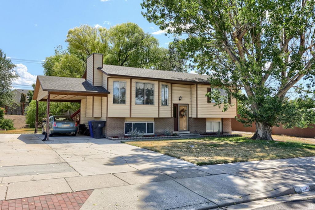 6315 S STOKEWATER DR, Taylorsville, UT 84129 — exterior