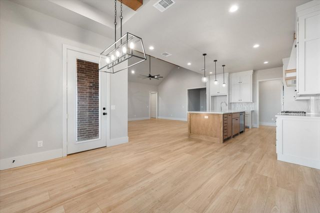 1124 Cooper Drive, New Home, TX 79383