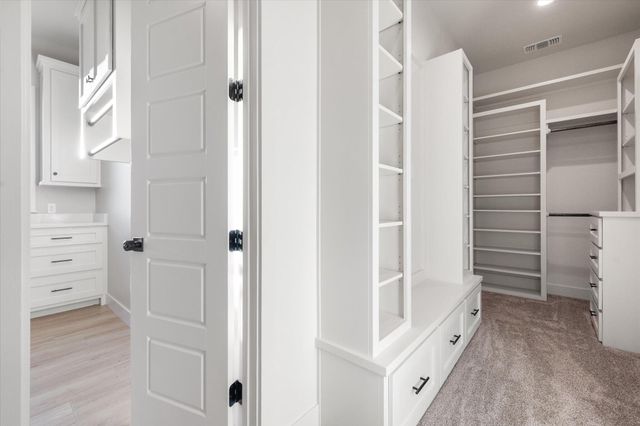 1124 Cooper Drive, New Home, TX 79383