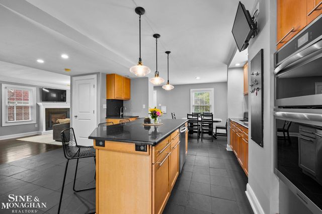 779 Saint Clair Street, Grosse Pointe, MI 48230