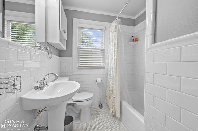 779 Saint Clair Street, Grosse Pointe, MI 48230