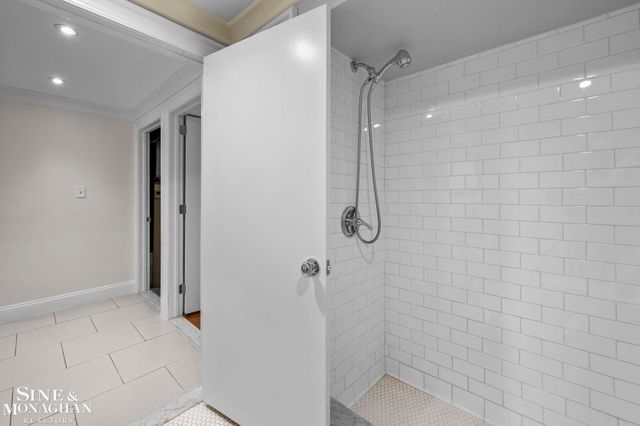 779 Saint Clair Street, Grosse Pointe, MI 48230