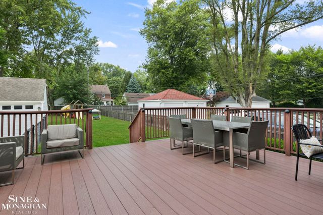 779 Saint Clair Street, Grosse Pointe, MI 48230
