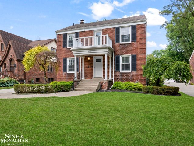 779 Saint Clair Street, Grosse Pointe, MI 48230