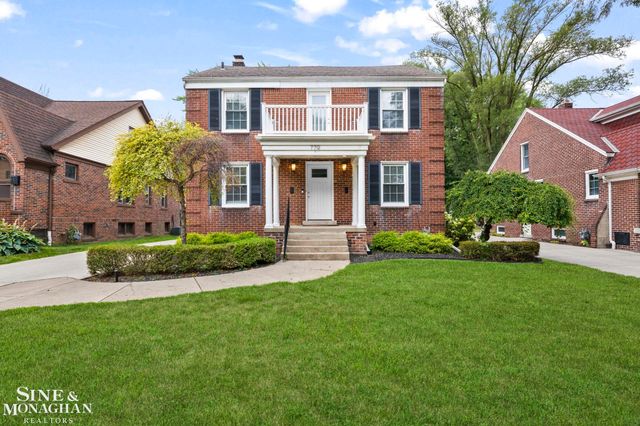 779 Saint Clair Street, Grosse Pointe, MI 48230