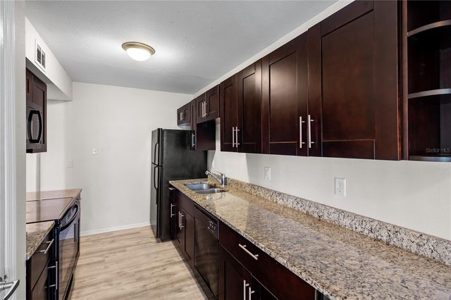 111 SEAHORSE DRIVE SE A, St Petersburg, FL 33705