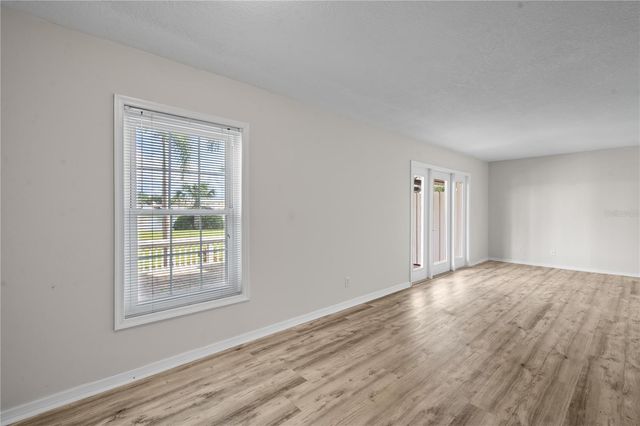 111 SEAHORSE DRIVE SE A, St Petersburg, FL 33705
