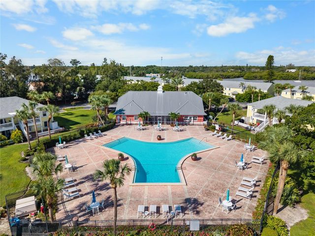 111 SEAHORSE DRIVE SE A, St Petersburg, FL 33705