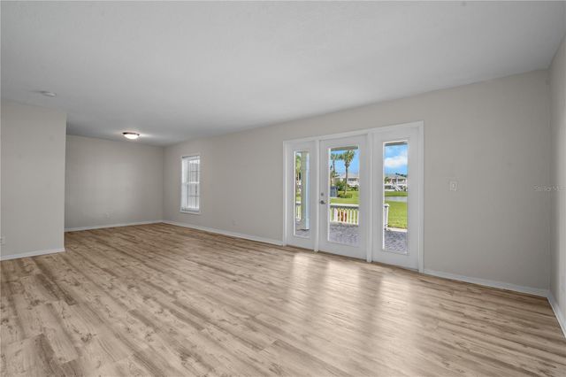 111 SEAHORSE DRIVE SE A, St Petersburg, FL 33705