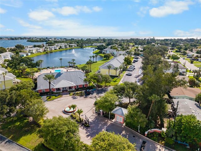 111 SEAHORSE DRIVE SE A, St Petersburg, FL 33705