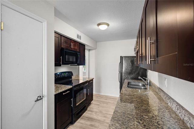 111 SEAHORSE DRIVE SE A, St Petersburg, FL 33705