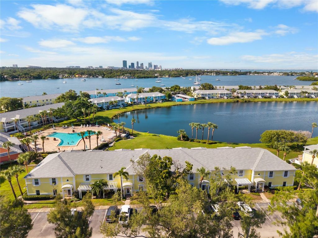 111 SEAHORSE DRIVE SE A, St Petersburg, FL 33705