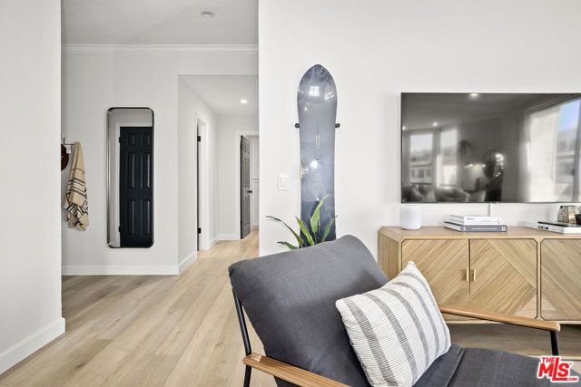 14115 Moorpark Street 311, Sherman Oaks, CA 91423