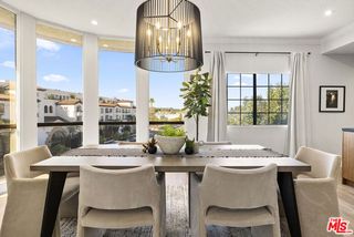14115 Moorpark Street 311, Sherman Oaks, CA 91423