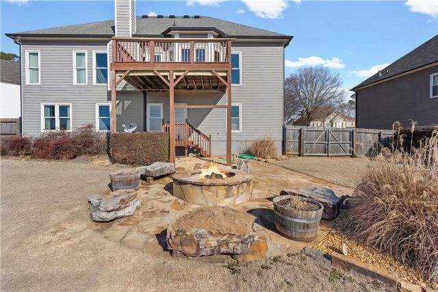 24 Carrington Drive, Cartersville, GA 30120