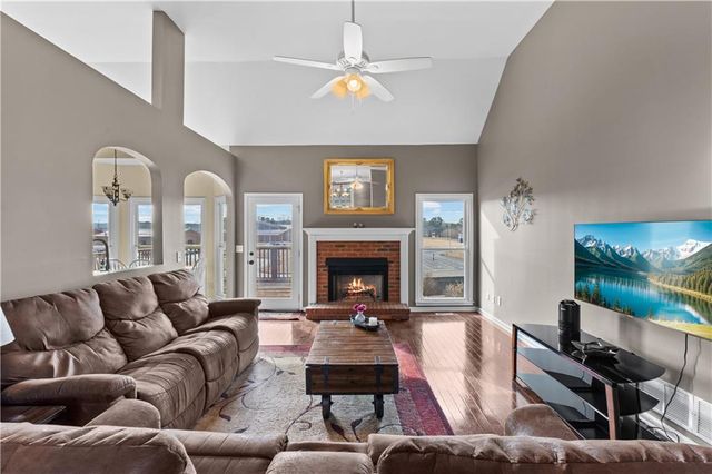 24 Carrington Drive, Cartersville, GA 30120