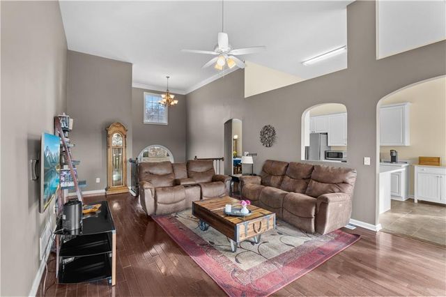 24 Carrington Drive, Cartersville, GA 30120