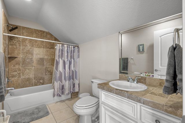 220 Palais Verde Road, Montgomery, TX 77356