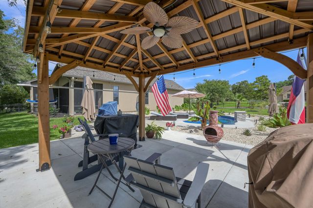 220 Palais Verde Road, Montgomery, TX 77356