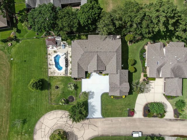 220 Palais Verde Road, Montgomery, TX 77356