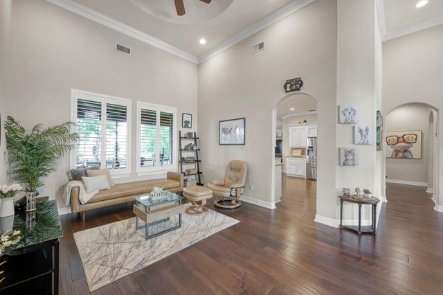 220 Palais Verde Road, Montgomery, TX 77356