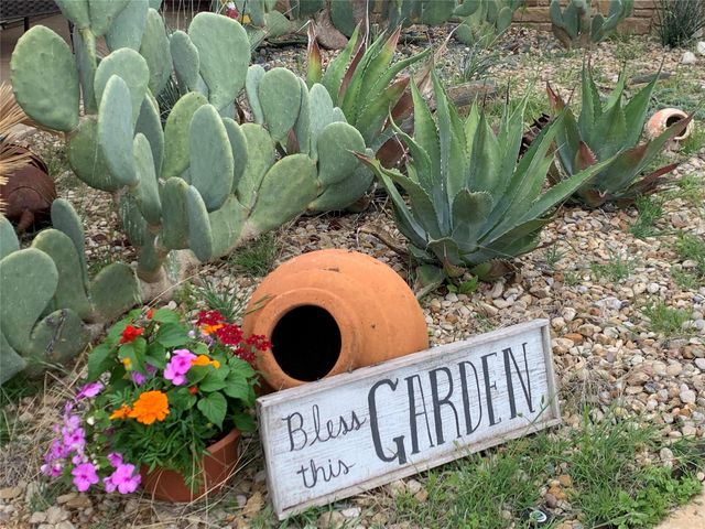 603 Sun Ray, Horseshoe Bay, TX 78657