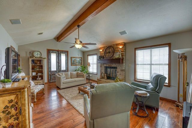 603 Sun Ray, Horseshoe Bay, TX 78657