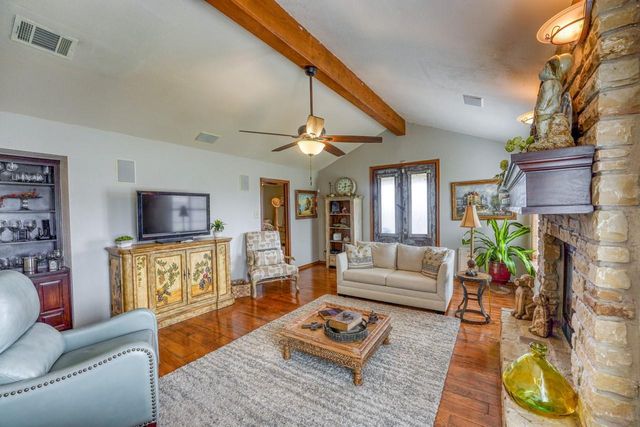 603 Sun Ray, Horseshoe Bay, TX 78657