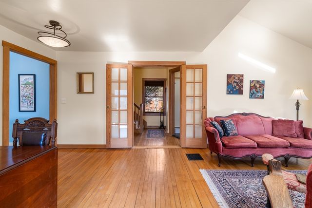 416 Tremont St, Duxbury, MA 02332