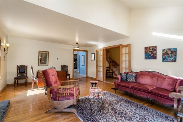 416 Tremont St, Duxbury, MA 02332