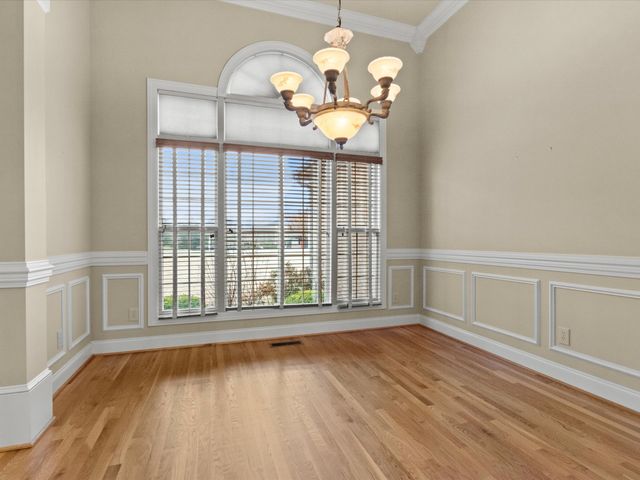 715 S Clinton St, Athens, AL 35611