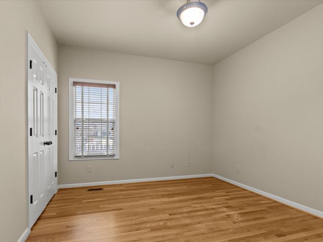 715 S Clinton St, Athens, AL 35611