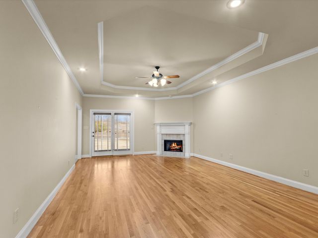 715 S Clinton St, Athens, AL 35611