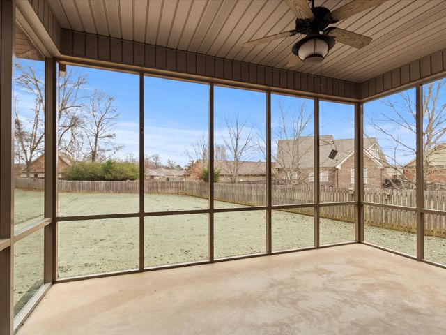 715 S Clinton St, Athens, AL 35611