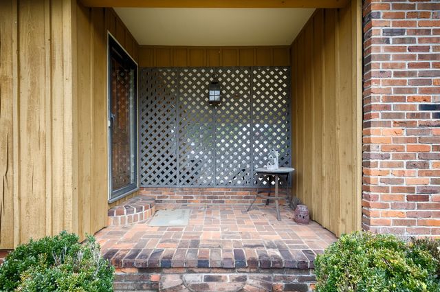 715 S Clinton St, Athens, AL 35611