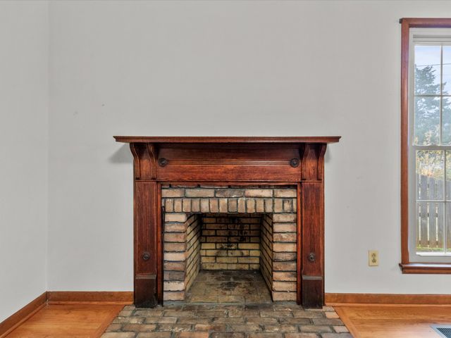 715 S Clinton St, Athens, AL 35611